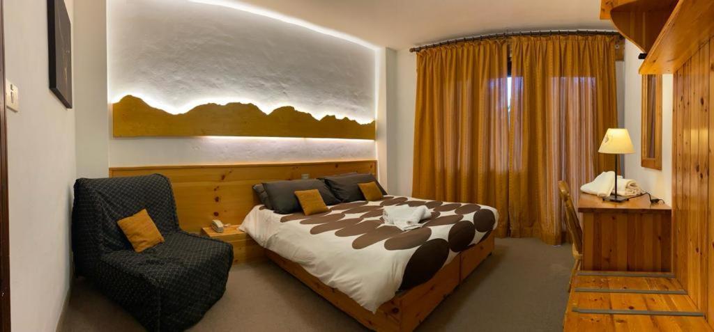 Hotel Splendid Oulx Exterior foto